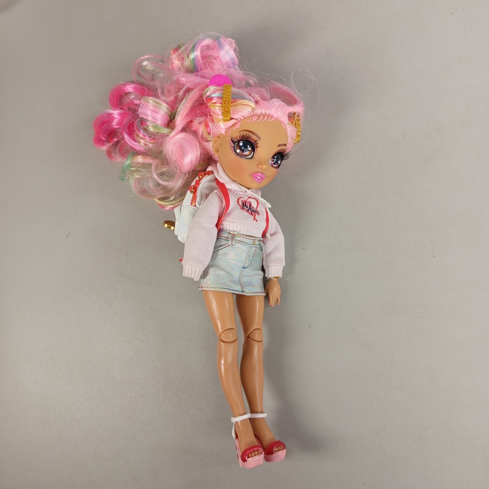 Rainbow High Modepuppen Kia Hart & Marina – Set von 2 Puppen