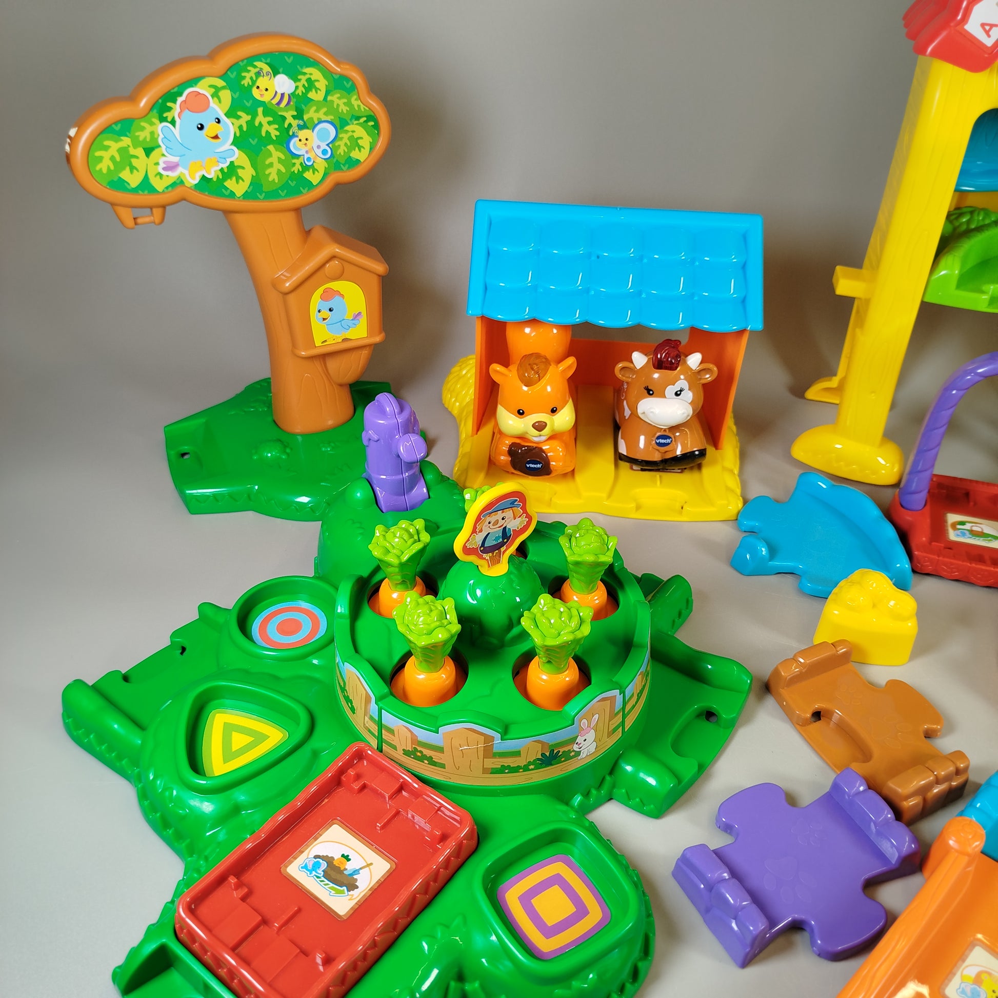 Vtech Interaktiver Bauernhof mit Tieren & Zubehör