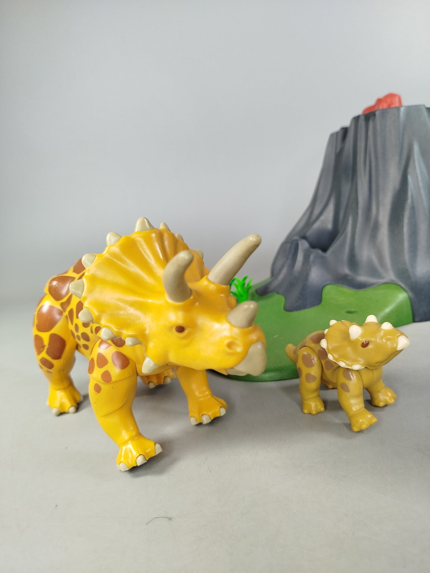 Dinosaurier Vulkan Spielset