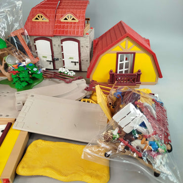 Playmobil Bundle Reiterhof Pferde & Figuren