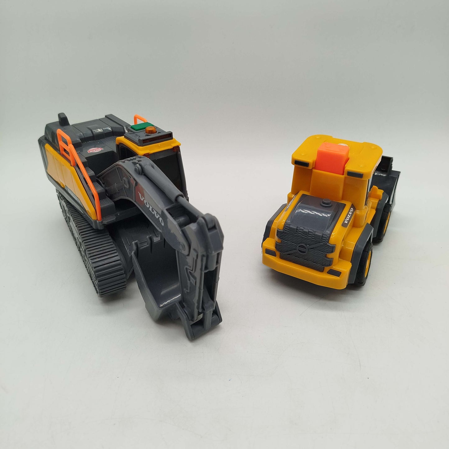 Dickie Toys Bundle Volvo Set von 2 Bagger & Lader ab 3 4 5 Jahre | ✅ geprüft 