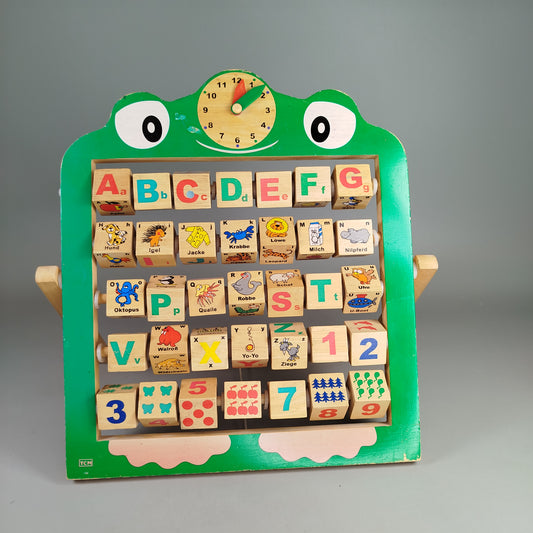 TCM Lernspielzeug - Holz Alphabet & Zahlen, gut