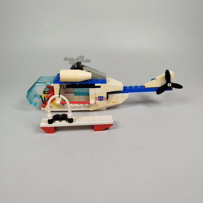 Lego Hubschrauber mit Rettungsplattform