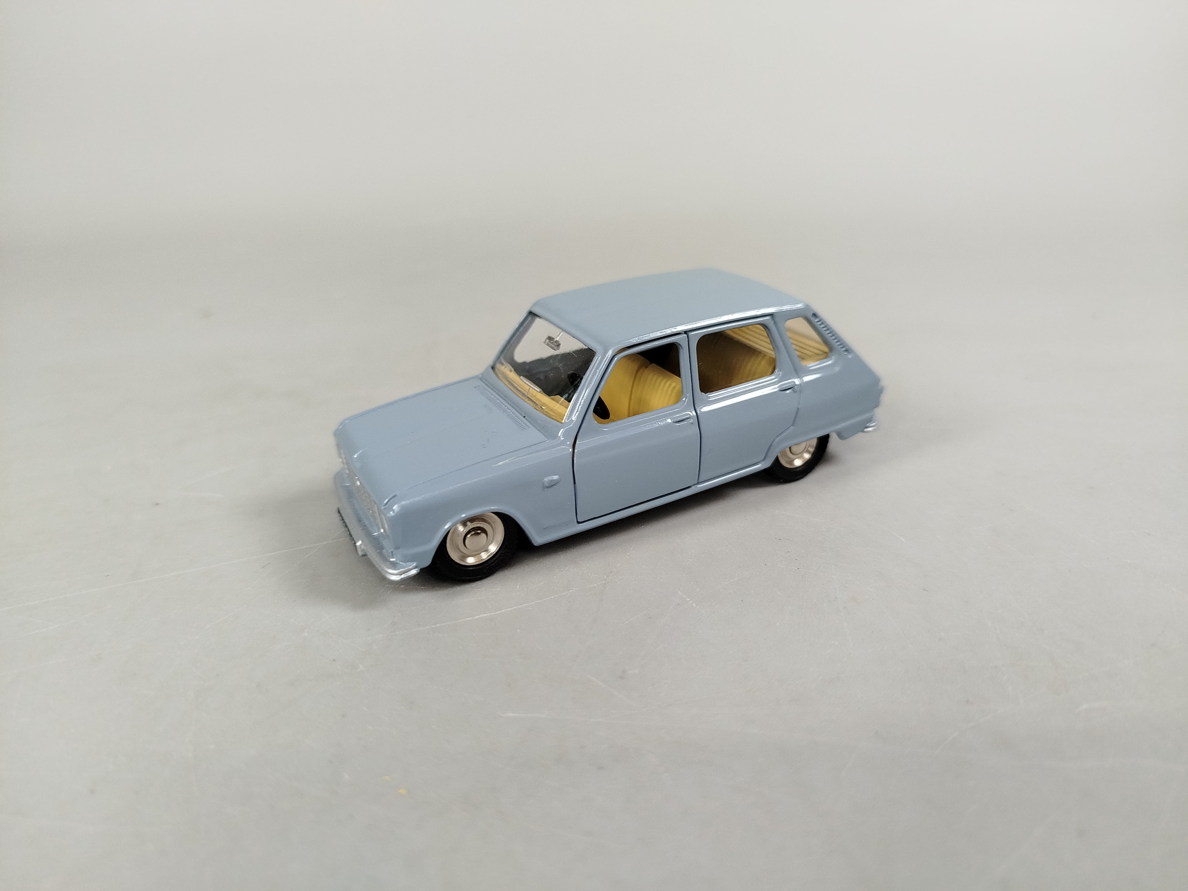 Dinky Toys Renault 6 Modellauto 1453, OVP, neu