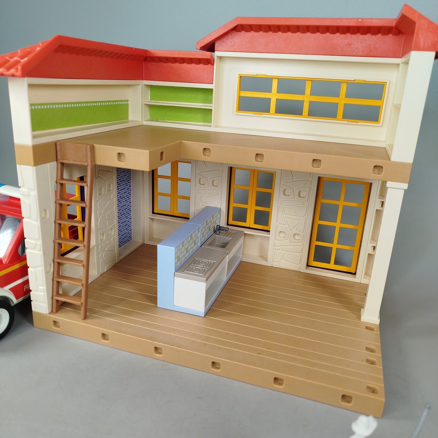 Playmobil Bundle Feuerwehr Gebäude, SUV & Quad