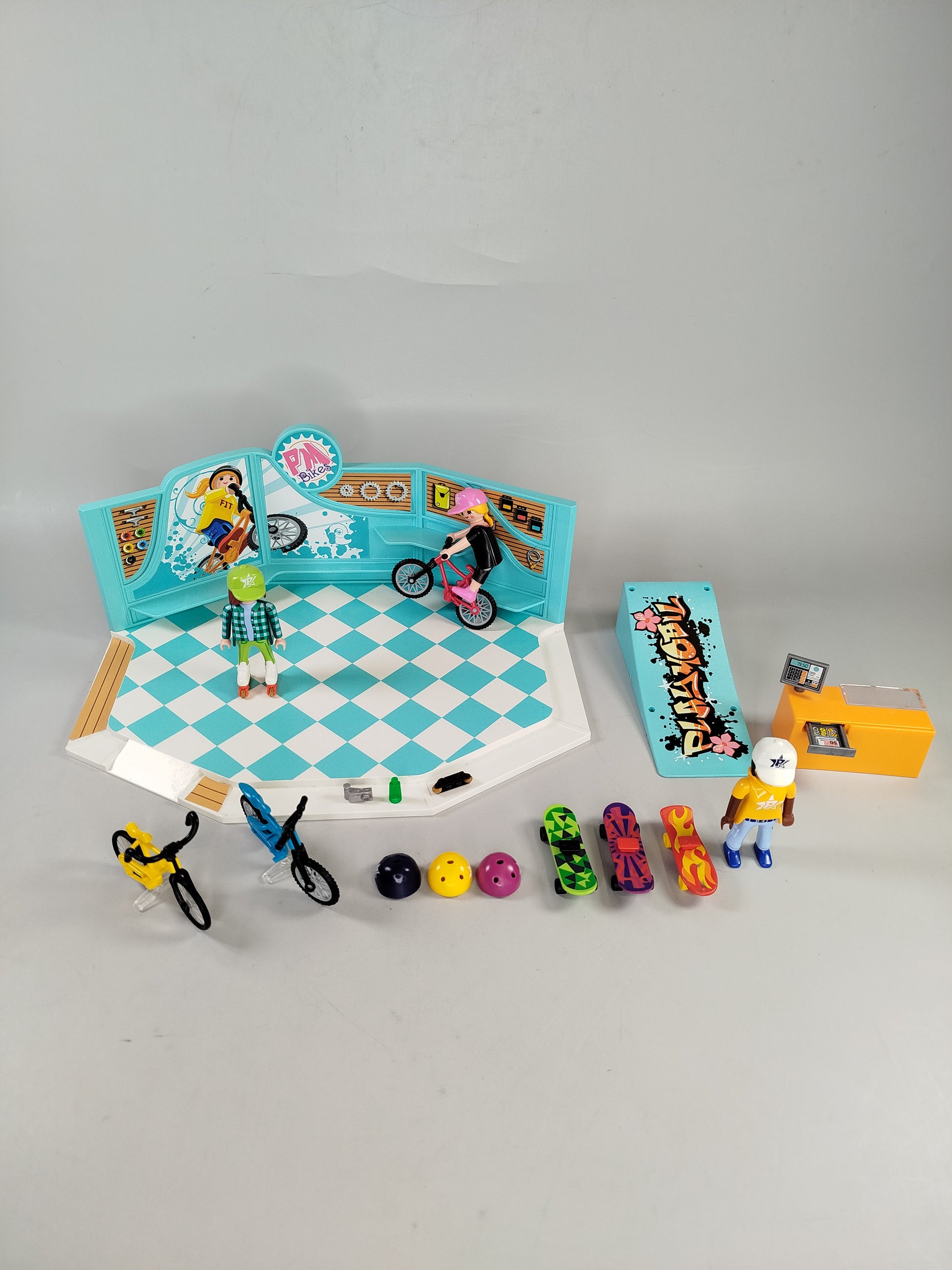 Playmobil Playmobil-Spielset-Bundle: Eisdiele, Skatepark & Spielplatz