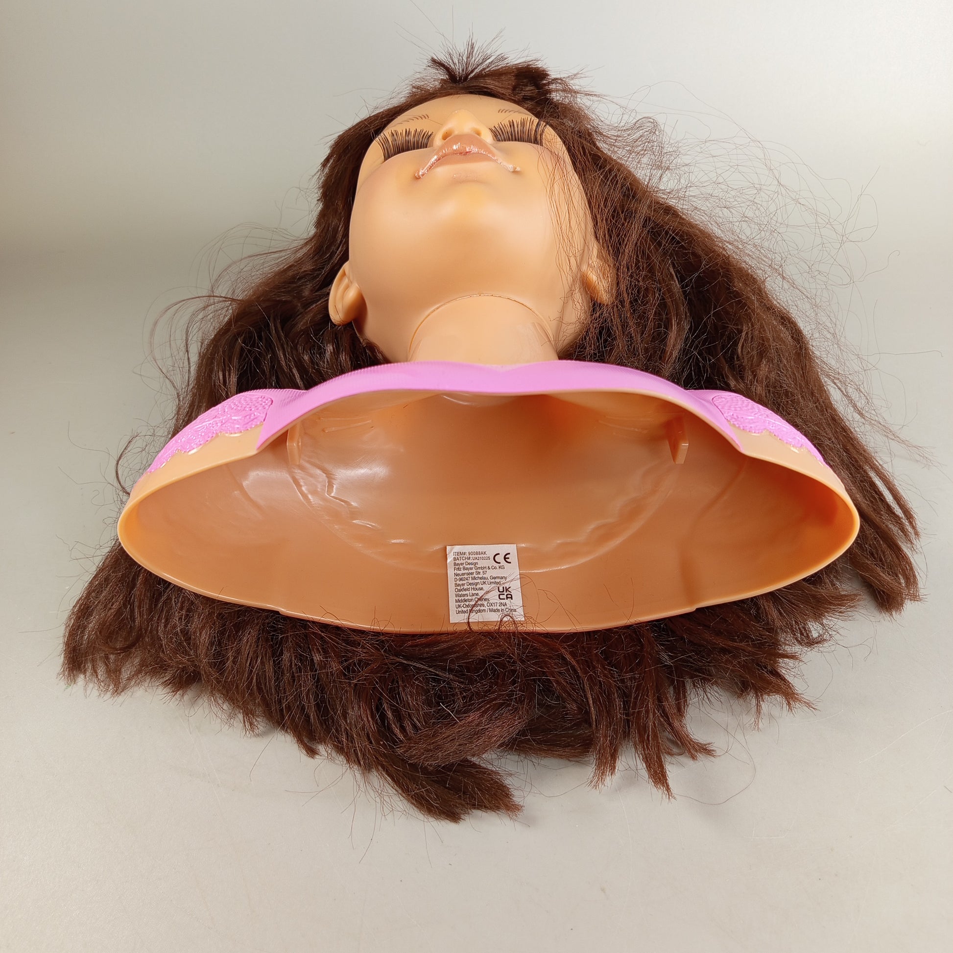 Bayer Design Stylingkopf – Frisierpuppe mit lila Haarclip