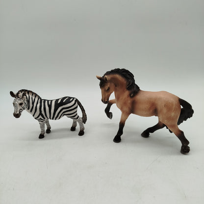 Schleich Bundle Set von 4 Elefant Zebra & Pferde, gebraucht, ab 3 Jahre 