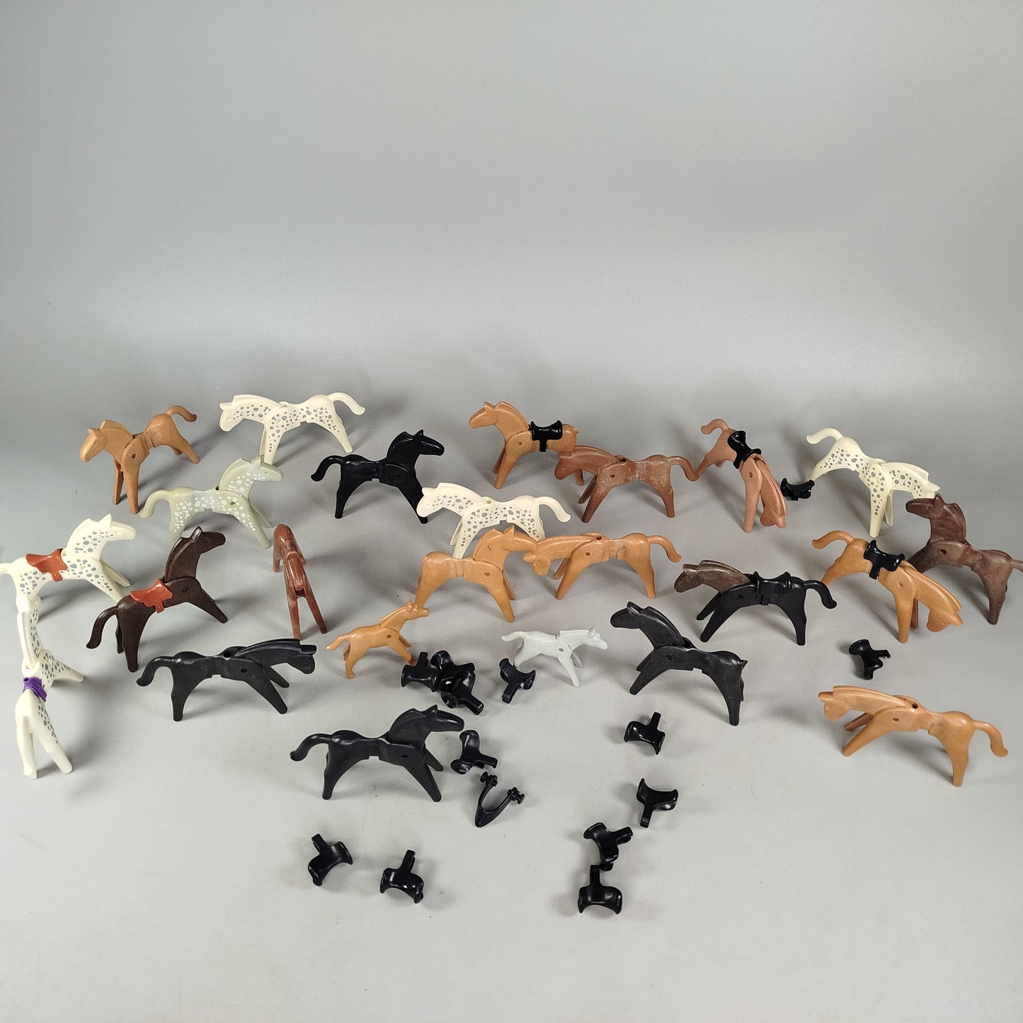 Playmobil Bundle Pferde 23x Spielpferde & Zubehör