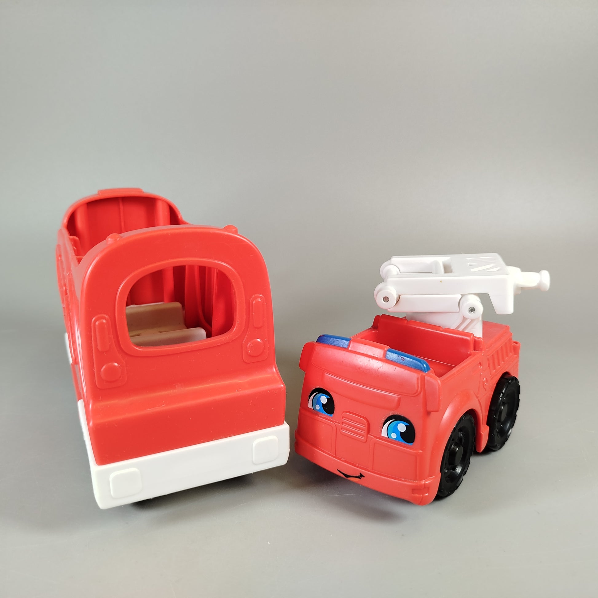 Fisher-Price Little People Fahrzeugset – Set von Spielfahrzeugen