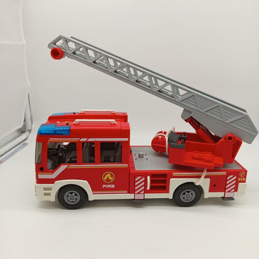 Playmobil Feuerwehrfahrzeug mit Drehleiter & Blaulicht – Spielzeugauto