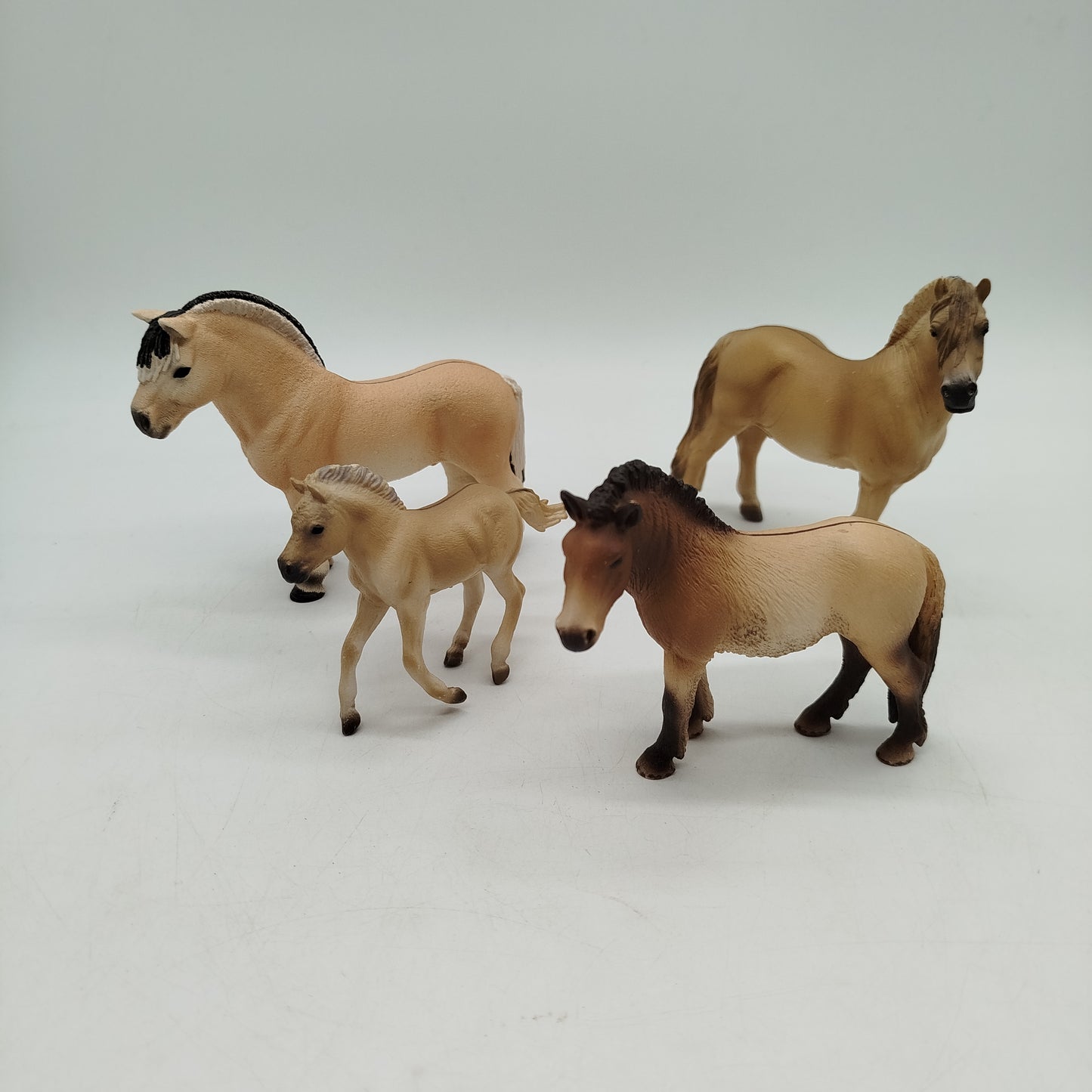 Schleich Bundle Pferde Set von 4 Pferde 13790 13791 13815 13833