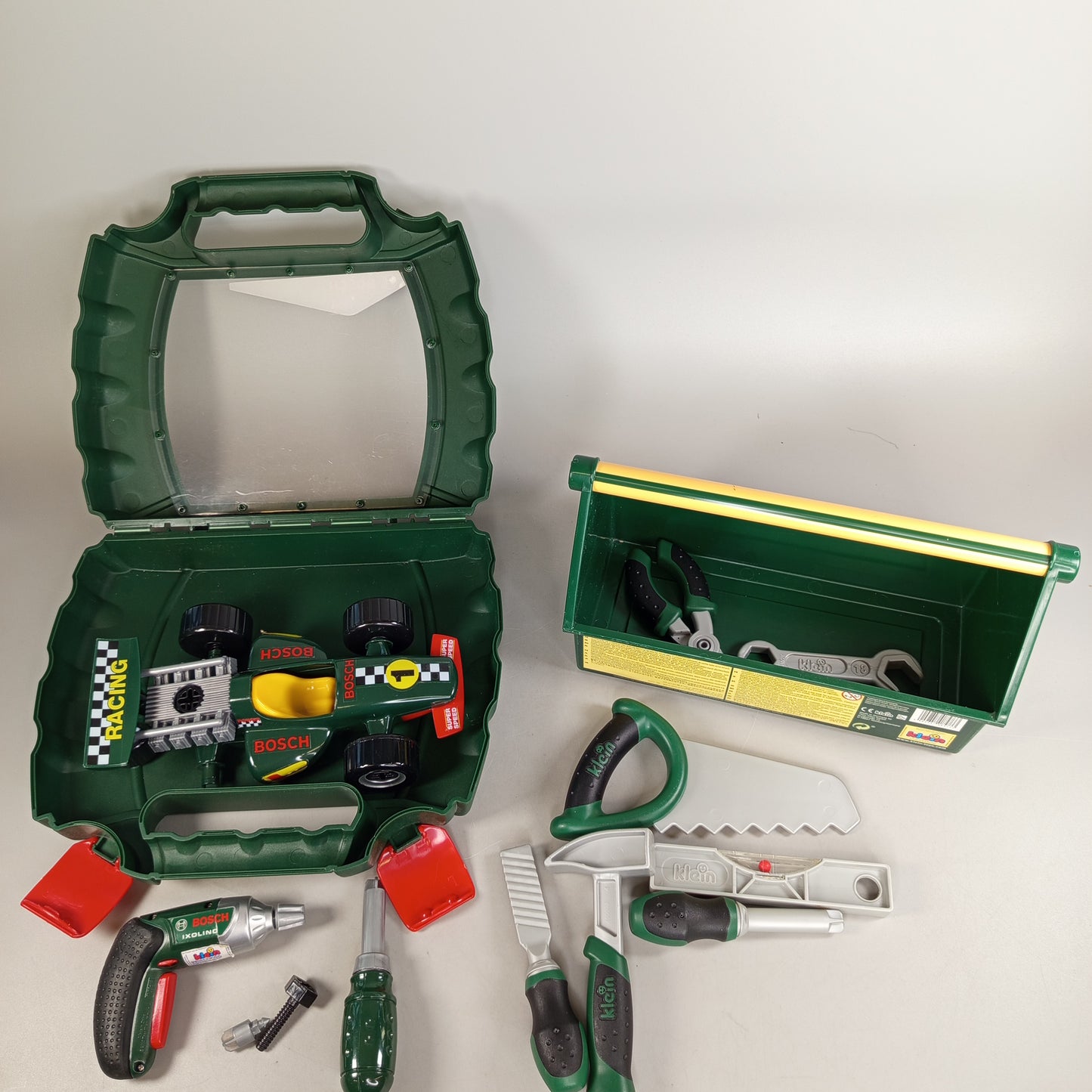 Klein Bosch Grand Prix basic Werkzeugkoffer Set mit Rennwagen, OVP