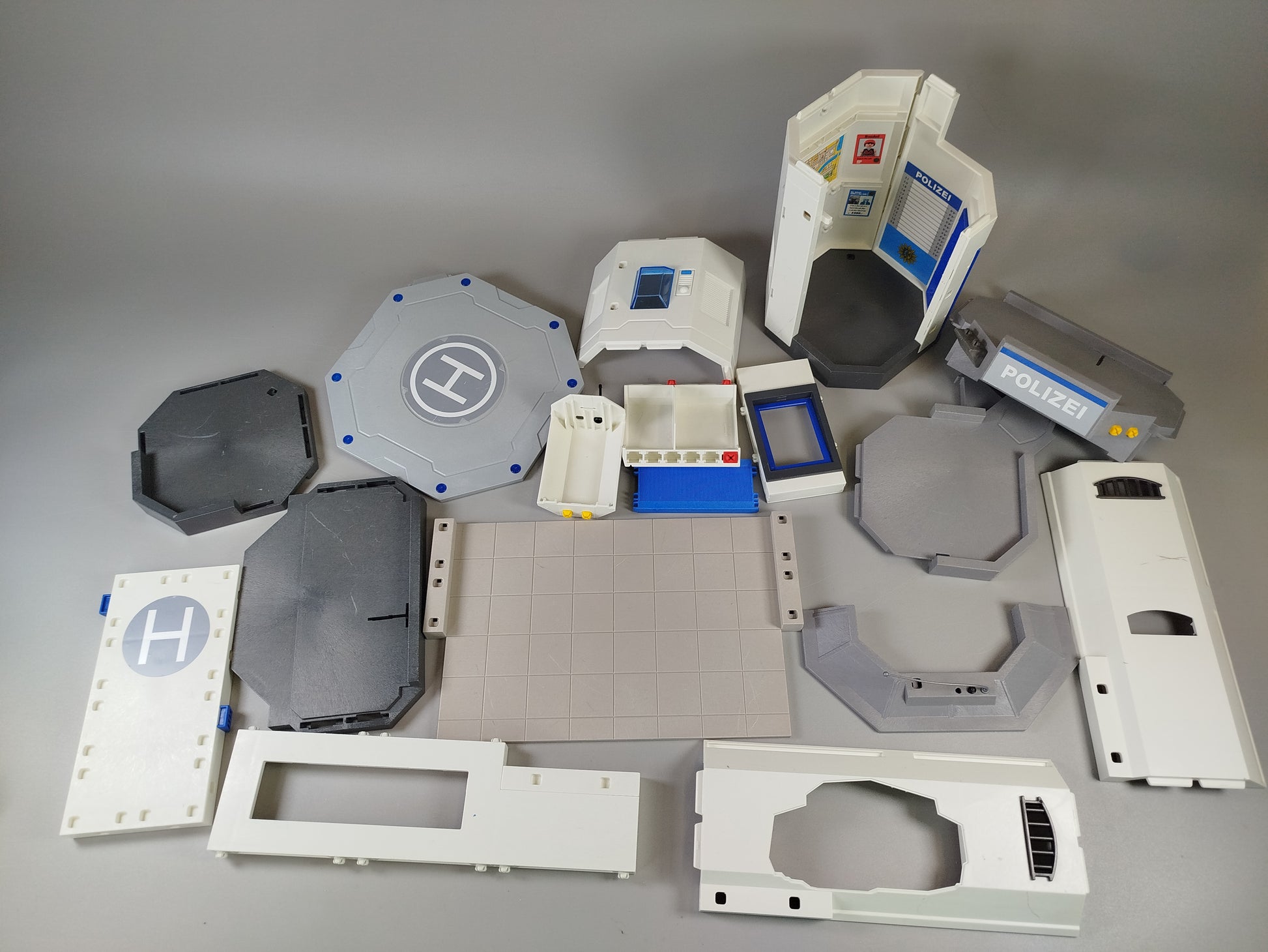 Playmobil Polizei Konvolut 3,5 kg - Fahrzeuge, Figuren & Zubehör