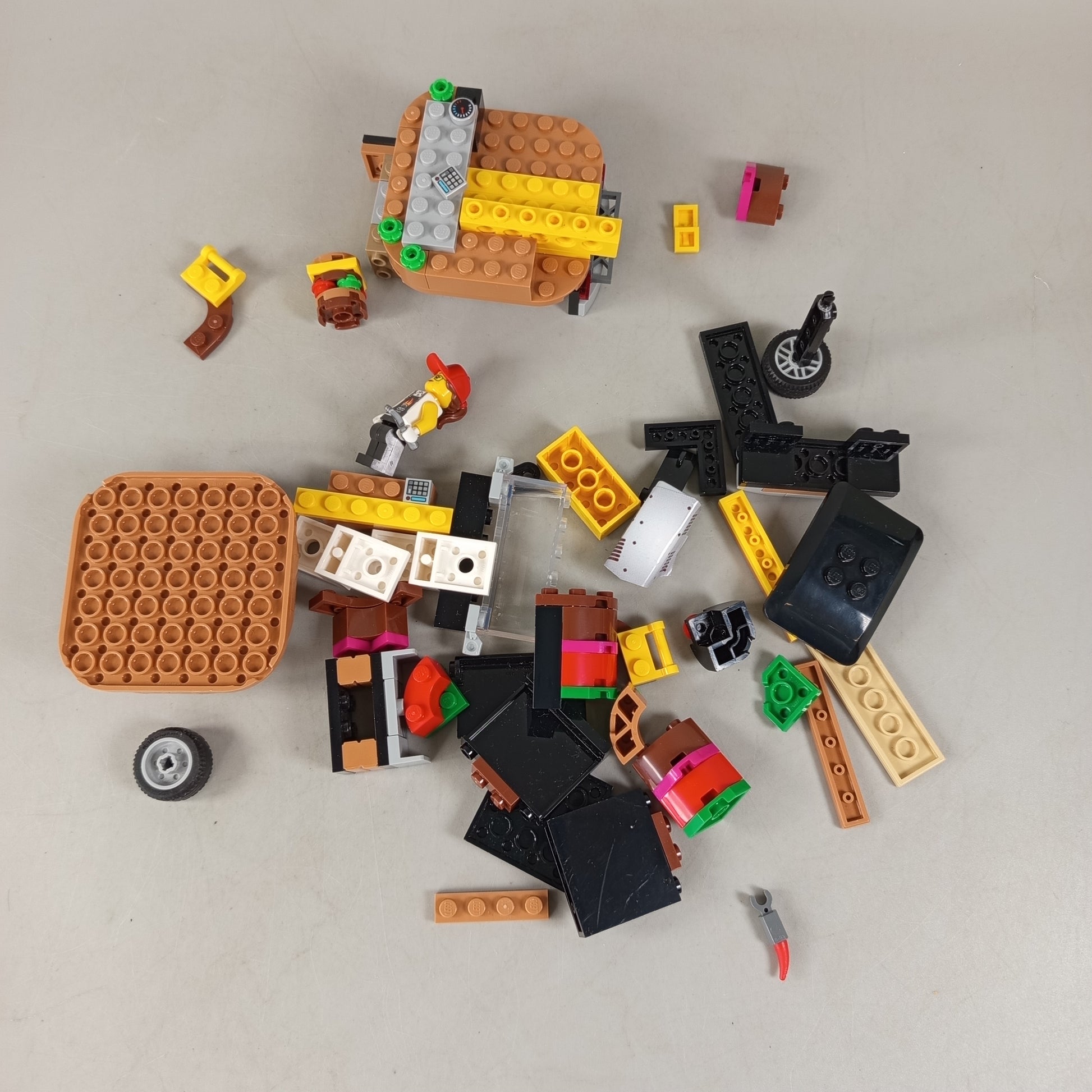 LEGO CITY 60404 🧱✨ Burger-Truck, gebraucht, ab 6 7 8 Jahre | ✅ geprüft 