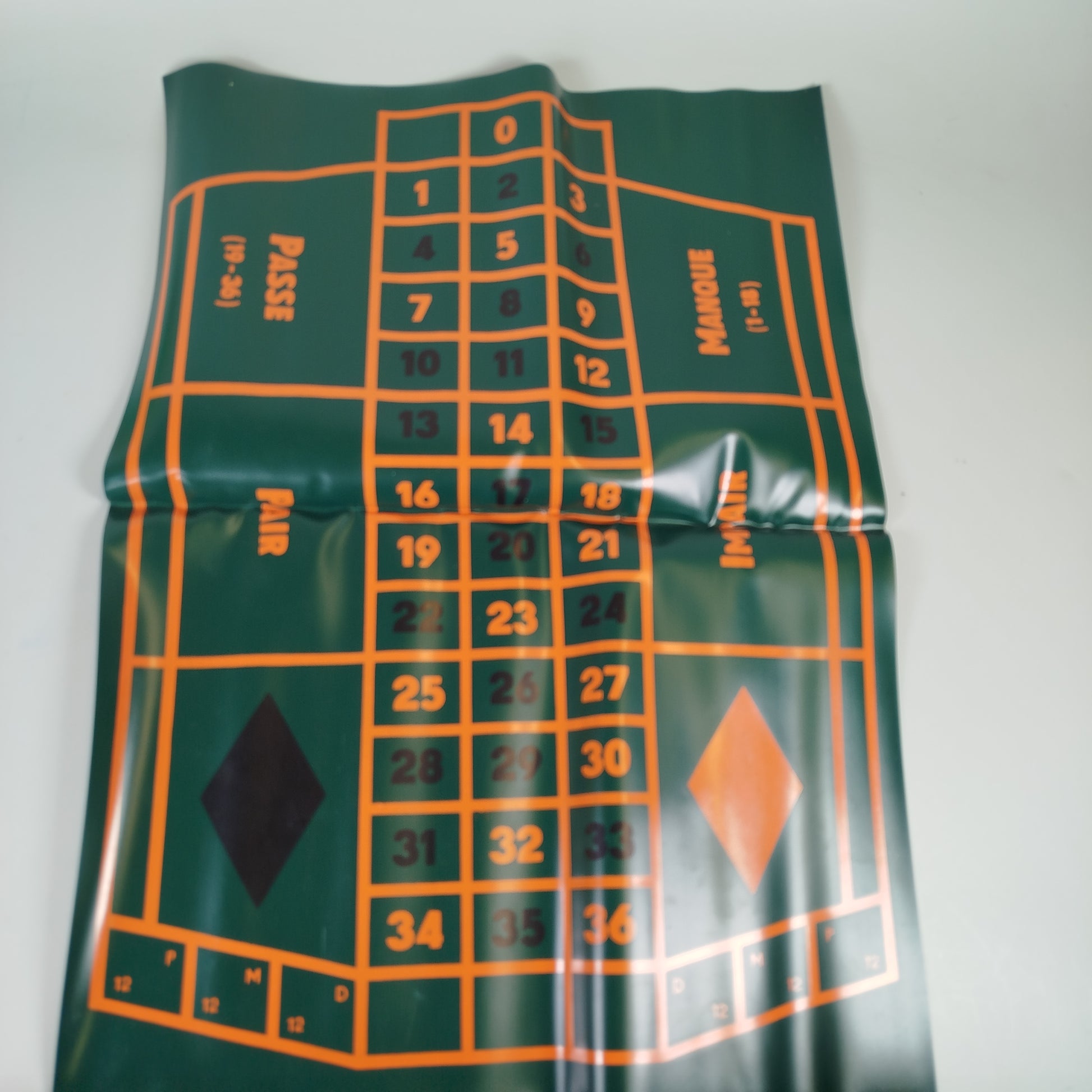 Spika Klassisches Spieleset mit Roulette, Schach und Mühle