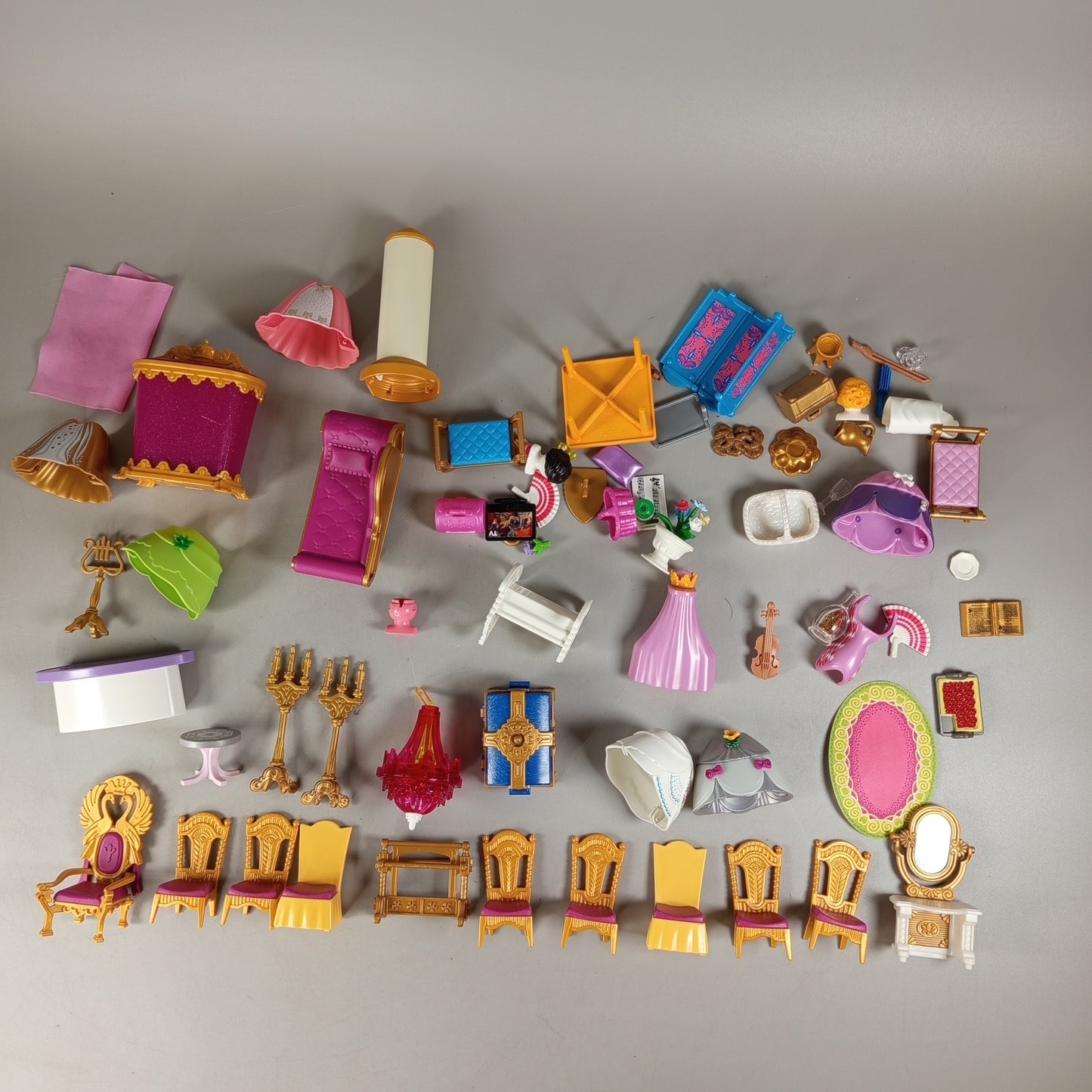 Bundle Playmobil x29 Schloss Figuren & Zubehör