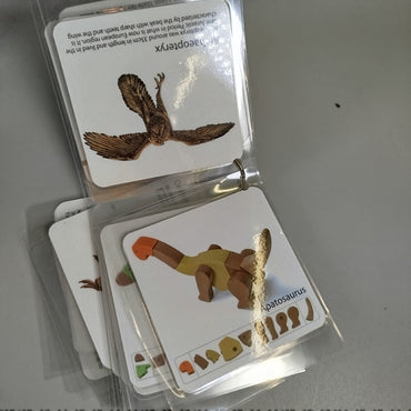 Holzbauklötze Set - Dinosaurier Bauset, wie neu