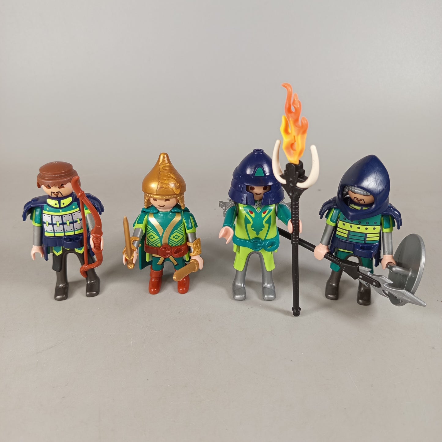 Playmobil Bundle Set von 17 Ritter & Drachen Figuren