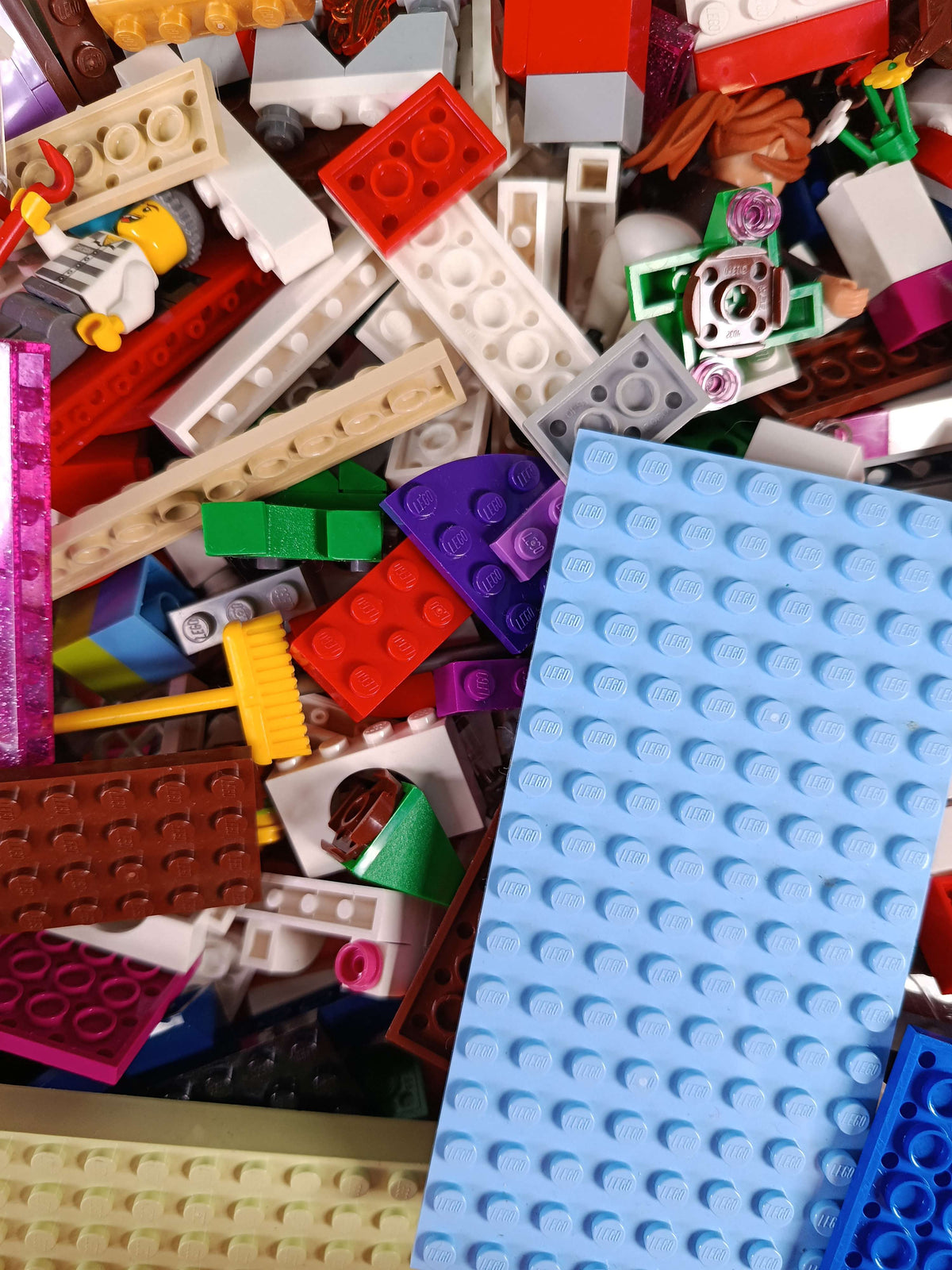 Konvolut LEGO Friends Steine & Platten ca. 1,9 kg, ab 6 7 8 Jahre