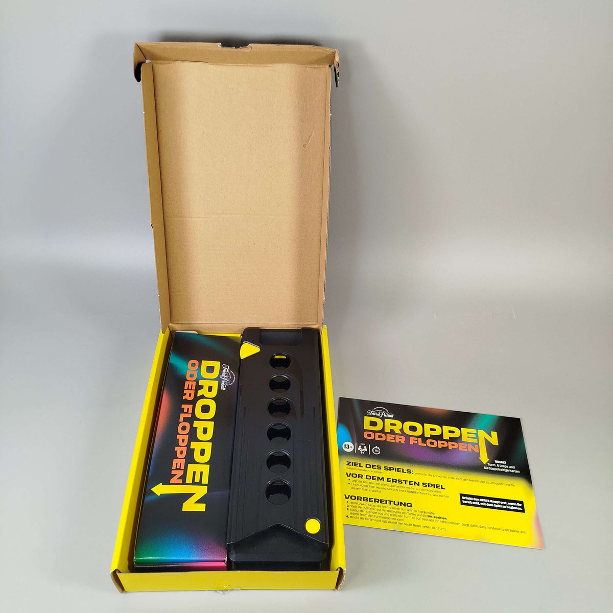 Hasbro Droppen oder Floppen F8633 Elektronisches Quizspiel