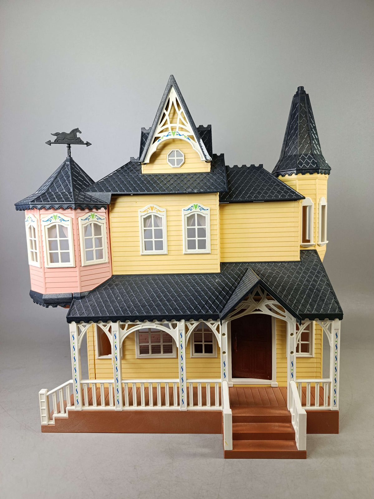 Playmobil Bundle Spirit 9475 Luckys Glückliches Zuhause Set Haus