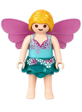 Fee mit blonden Haaren und rosa Flügeln