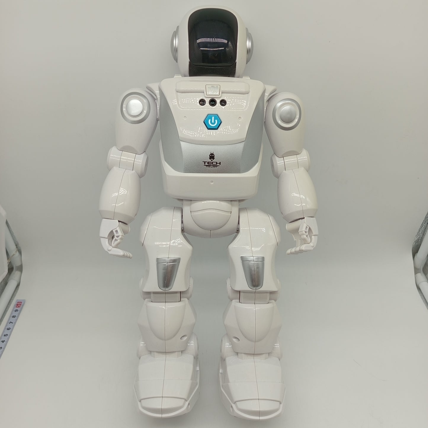 Silverlit Ferngesteuerter Roboter – humanoides Modell mit Fernbedienung