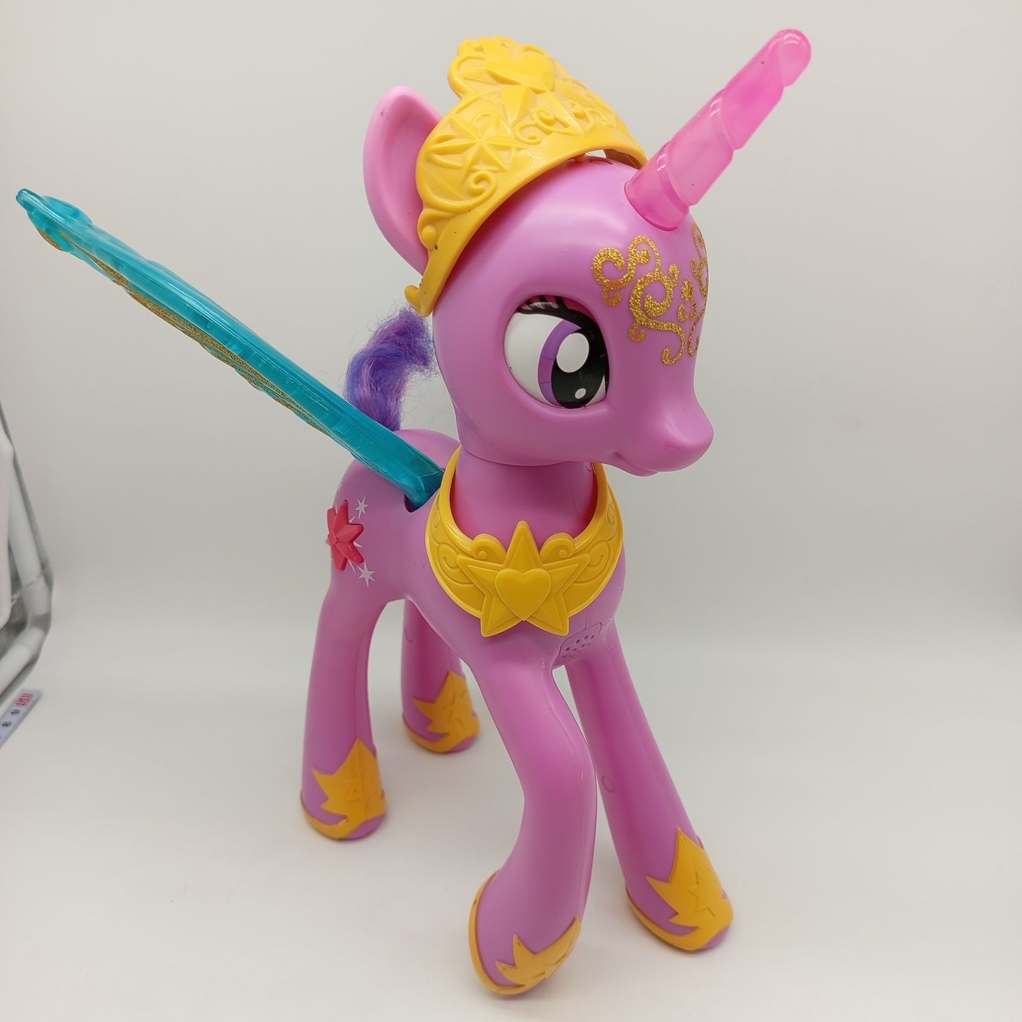 My Little Pony Figur – mit Krone & Halsband