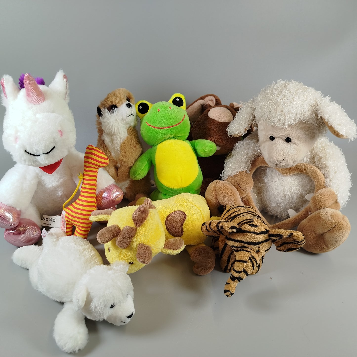  Stofftiere set aus 9