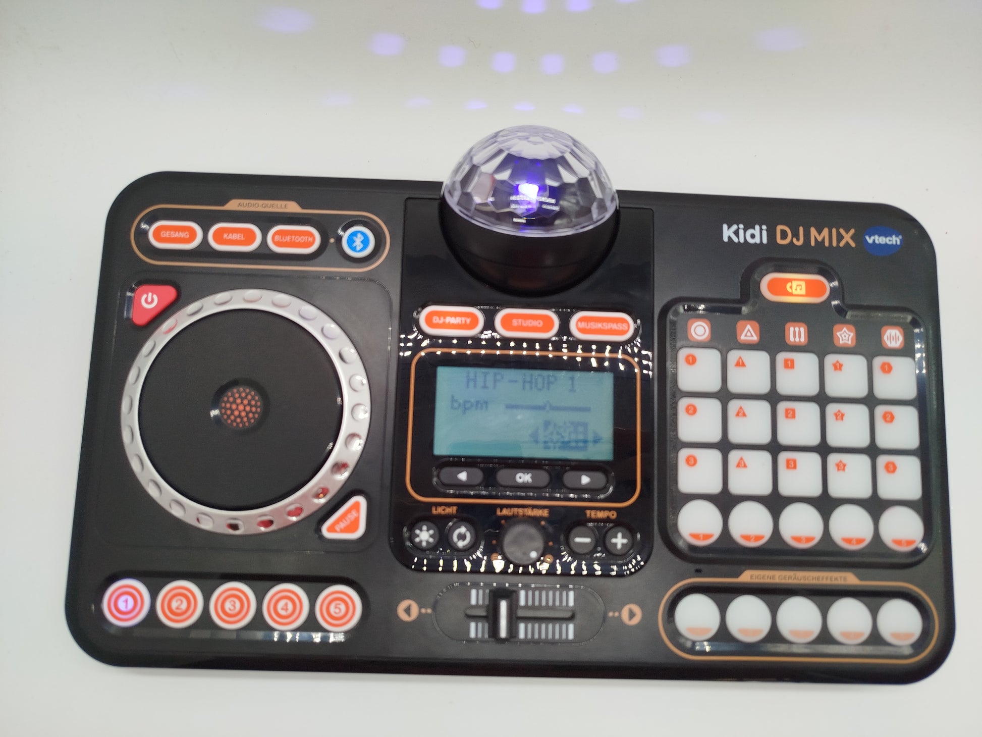 DJ-Pult Kinder – Musik und Lichtspaß