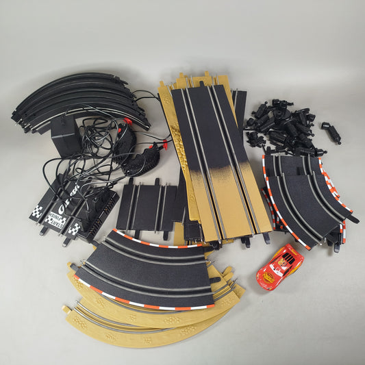 Carrera Lightning McQueen Autorennbahn, gebraucht, ab 6 7 8 Jahre | ✅ geprüft 