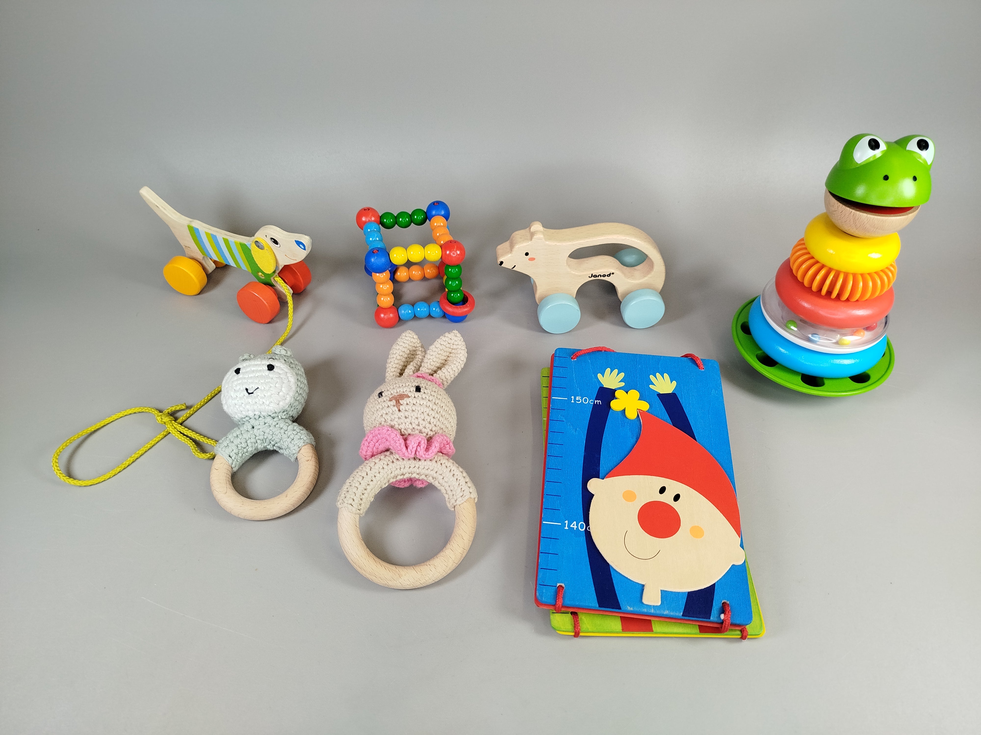 Holzspielzeug-Set – Nachziehtier, Rasseln & Motorikspielzeug