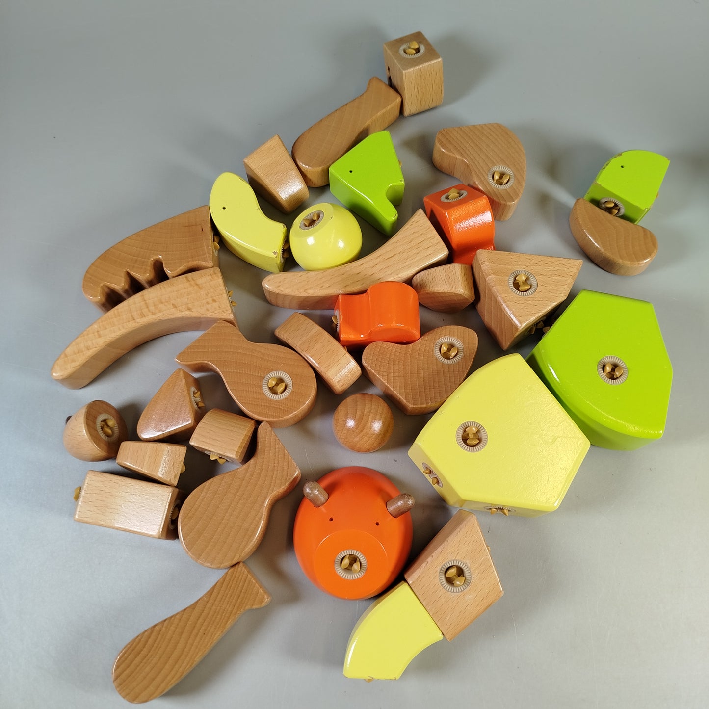 Holzbauklötze Set - Dinosaurier Bauset, wie neu