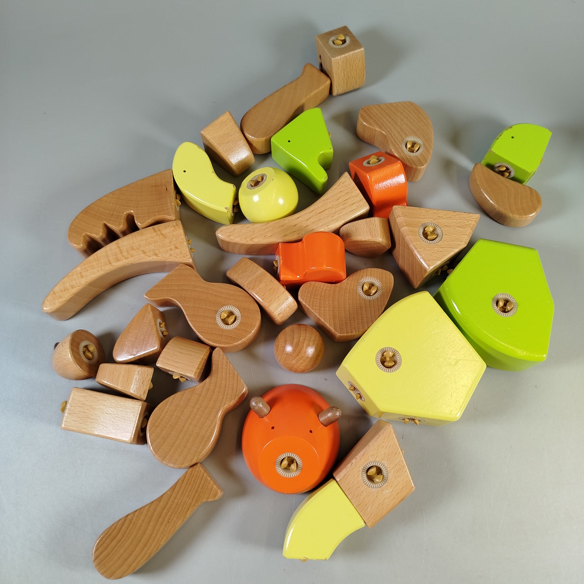 Holzbauklötze Set - Dinosaurier Bauset, wie neu