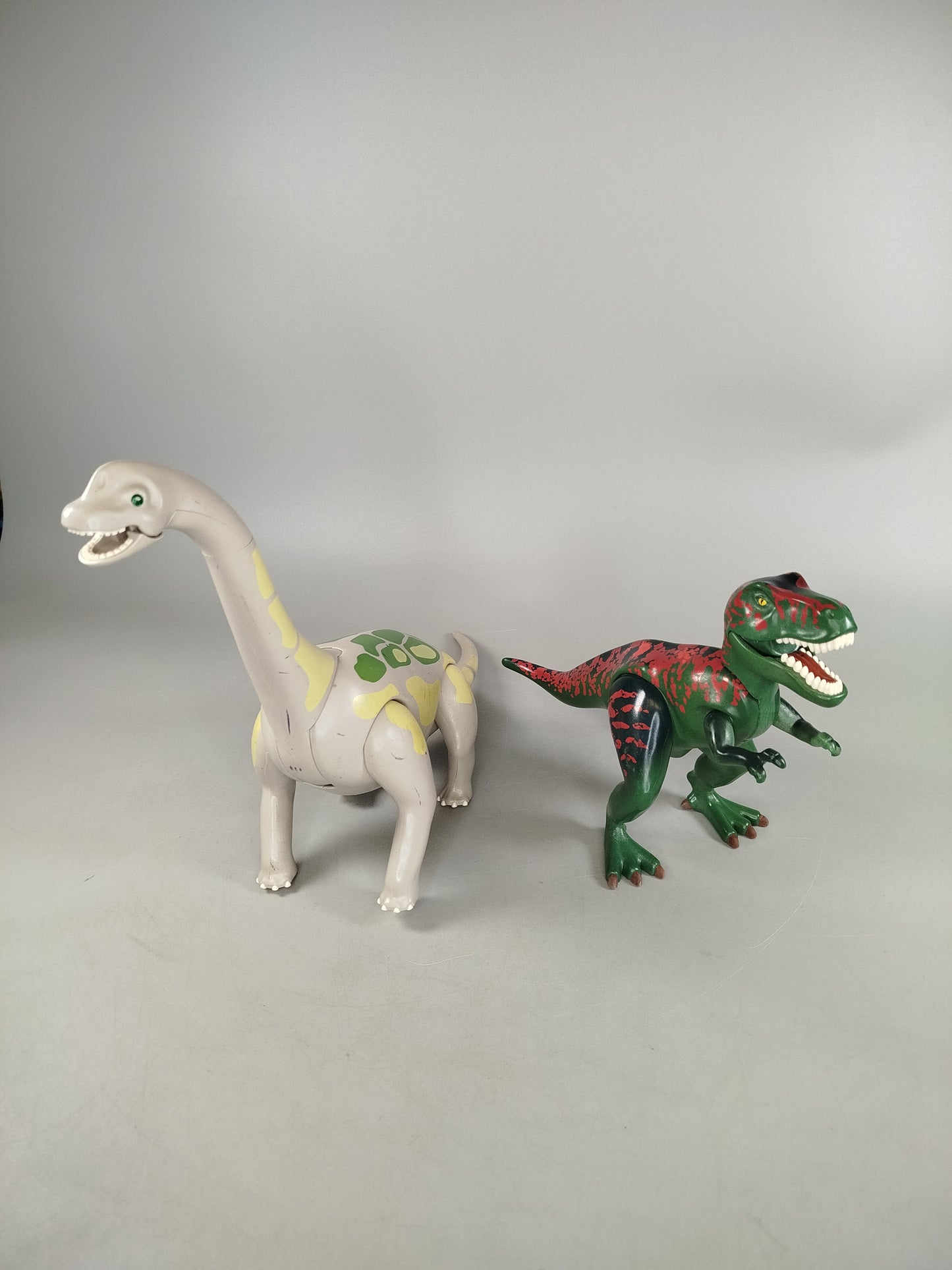 Playmobil Dinosaurier Set von 2 Spielfiguren – T-Rex & Sauropode