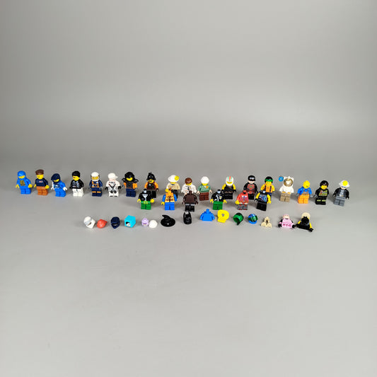 LEGO Minifiguren Set - 18 Stück mit Zubehör, gut