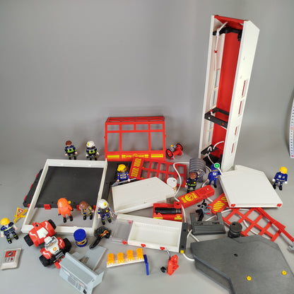Playmobil Feuerwehrstation 4512 – Set mit Figuren & Fahrzeugen, ca. 1,3 kg