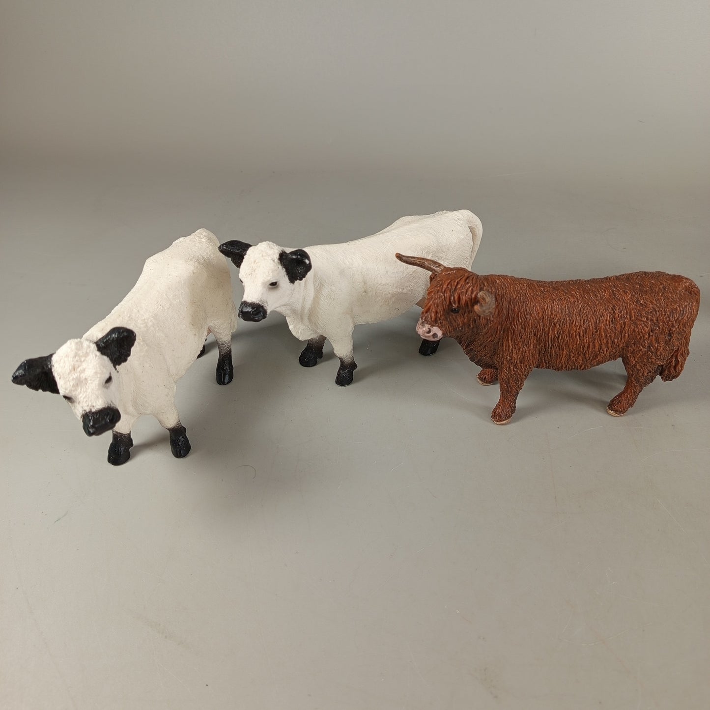 Schleich Bundle Bauernhof Set von 12 Kuhfiguren