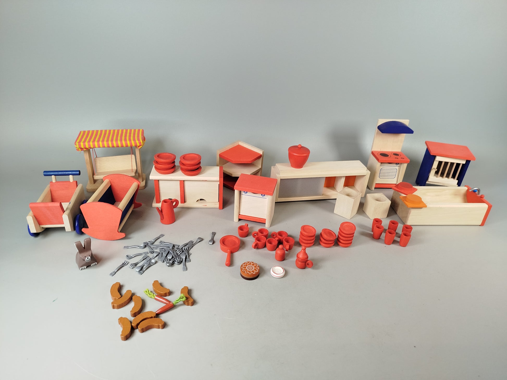 Puppenhaus mit Möbeln & Zubehör – großes Spielhaus Set für Kinder