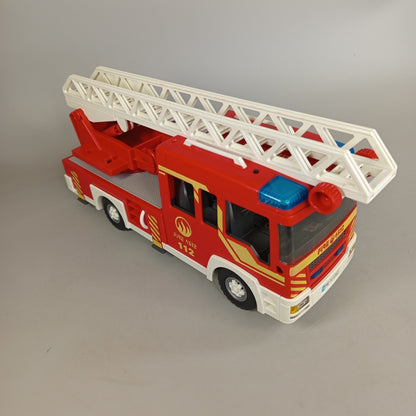Playmobil Feuerwehrfahrzeug mit Drehleiter 4312 – Löschfahrzeug Set