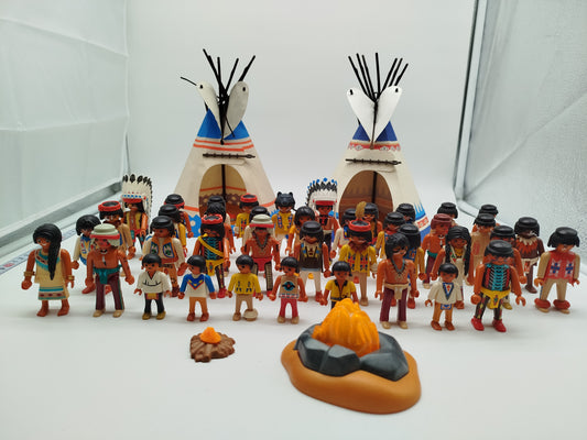 Vintage Playmobil Set im indigenen Stil – Figuren & Zubehör 