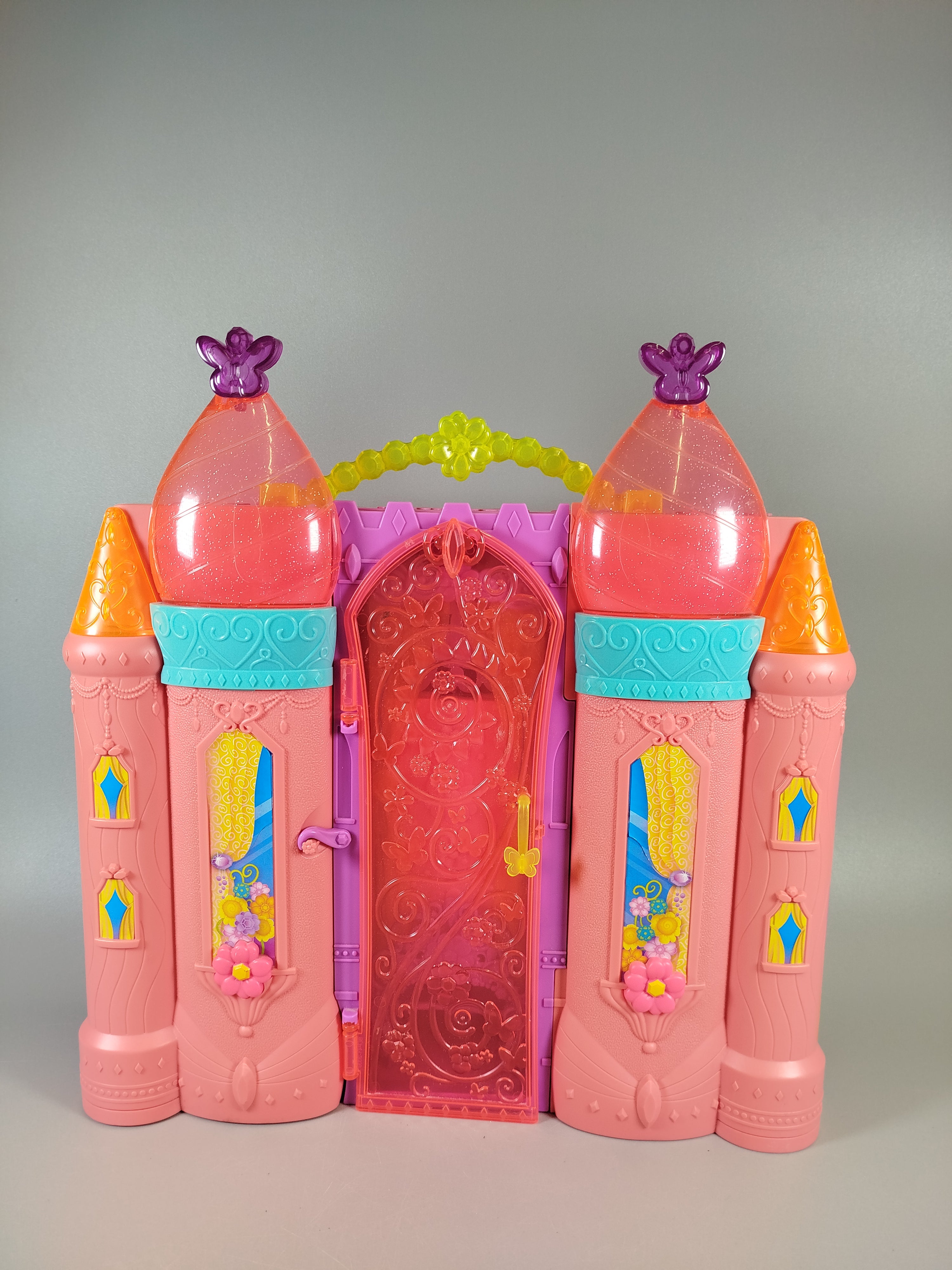 Barbie Königsschloss Spielset – Prinzessinnenburg mit Baldachin