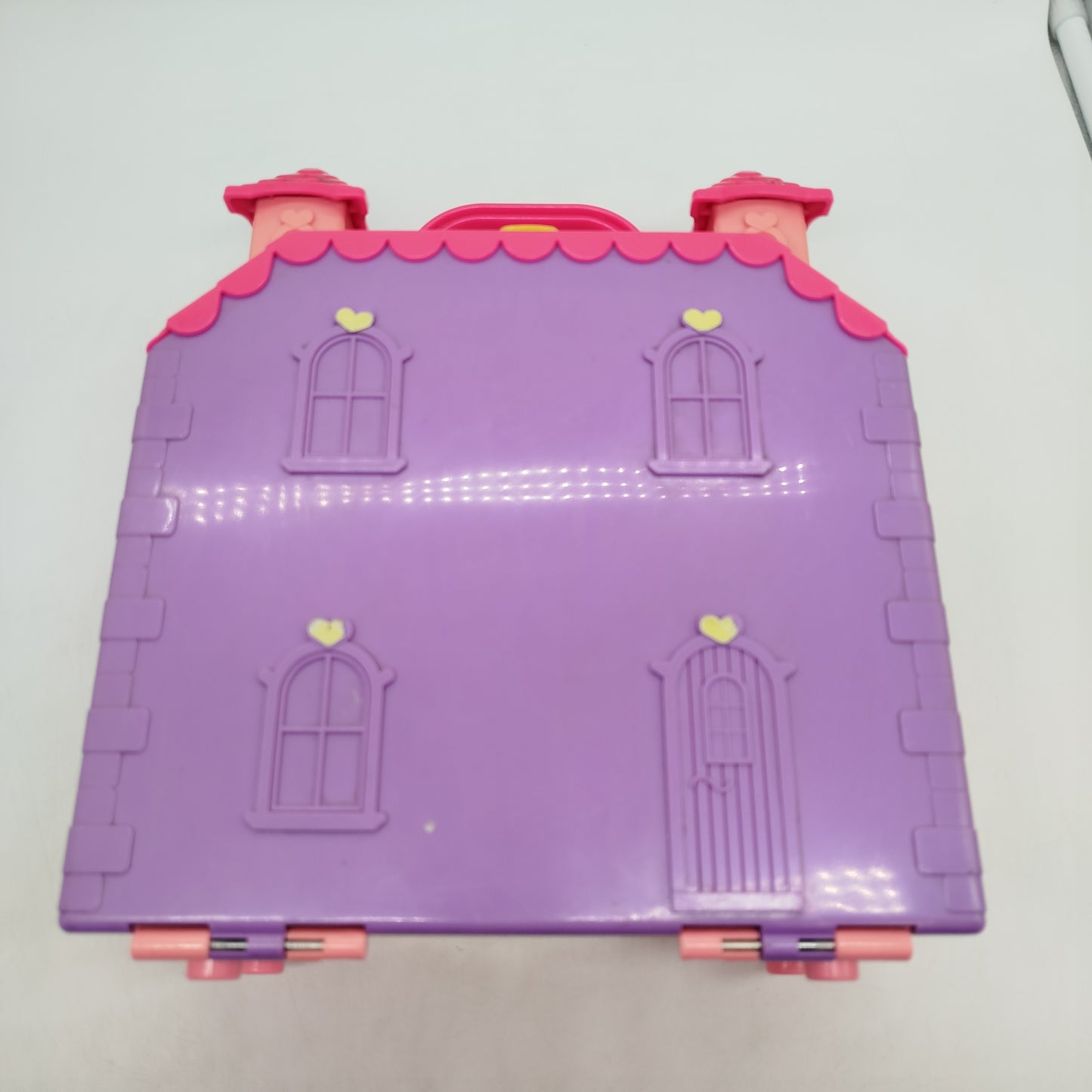 Bundle Puppenhaus mit Möbeln & Figuren Set von 1 Spielset