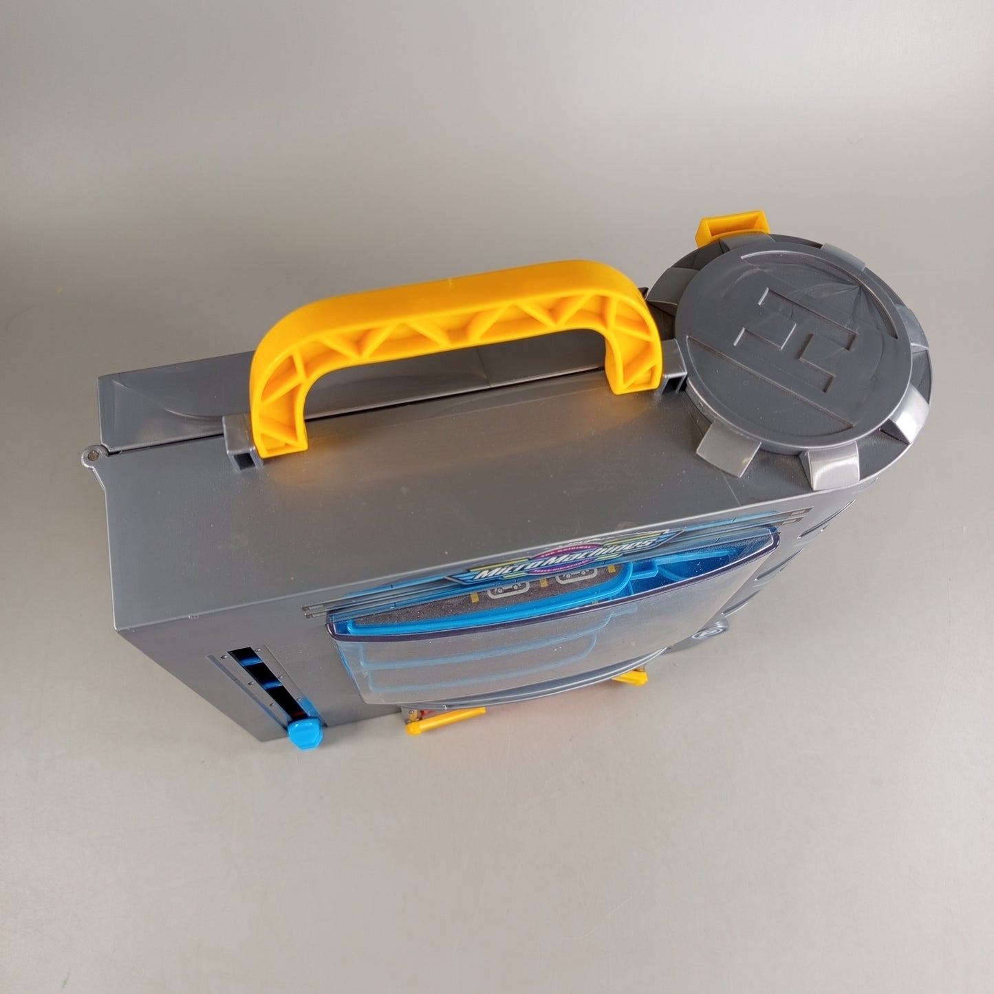 Micro Machines Parkgarage Spielset – mit Helipad & Rampen