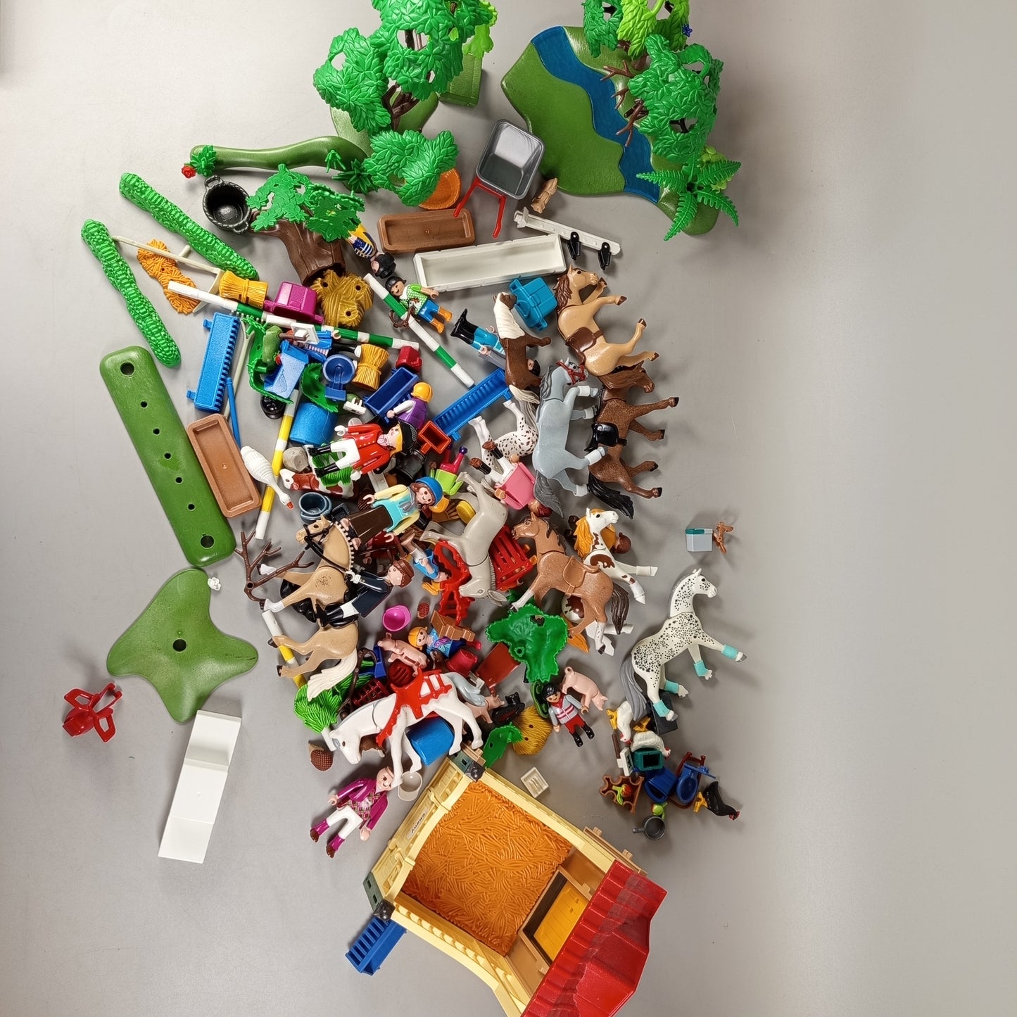 Playmobil Bundle Figuren & Tiere 3269 Set von 83