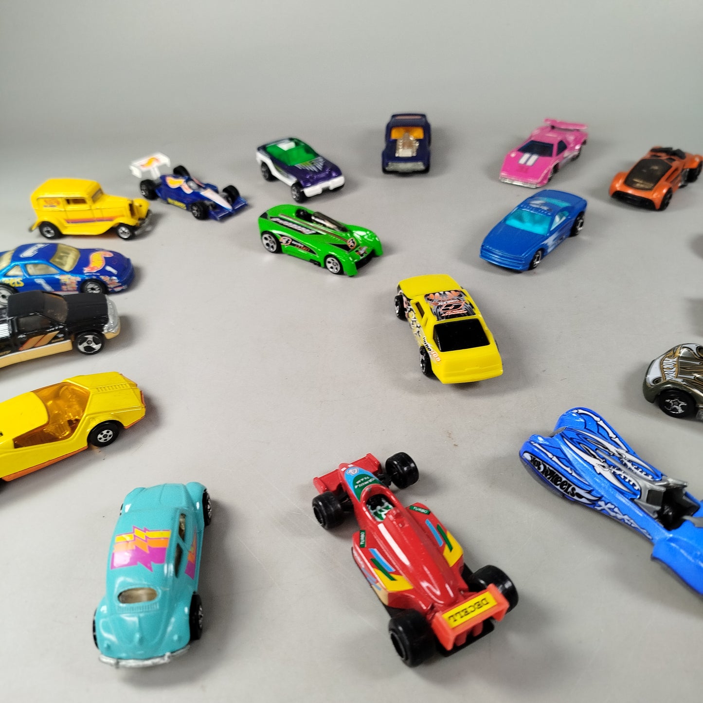 Hot Wheels Bundle 18x Metallautos
