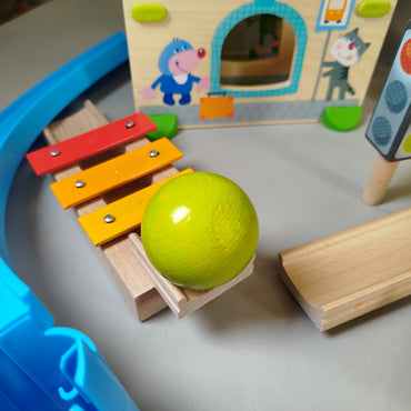 HABA Spielzeugbahn Set – Bunte Holzstrecken & Zubehör, gut