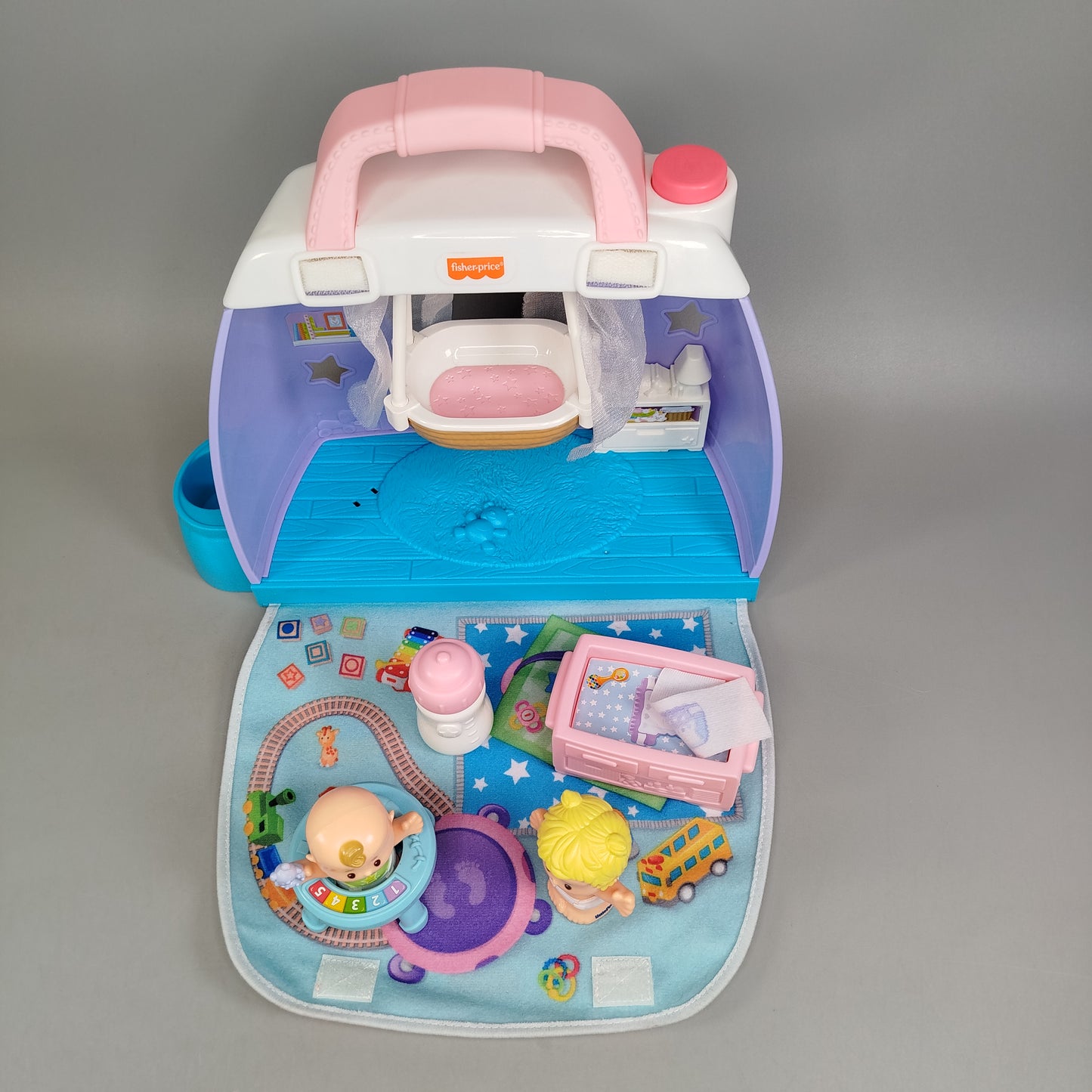 Fisher-Price Little People Babyzimmer Spielset mit Tragetasche