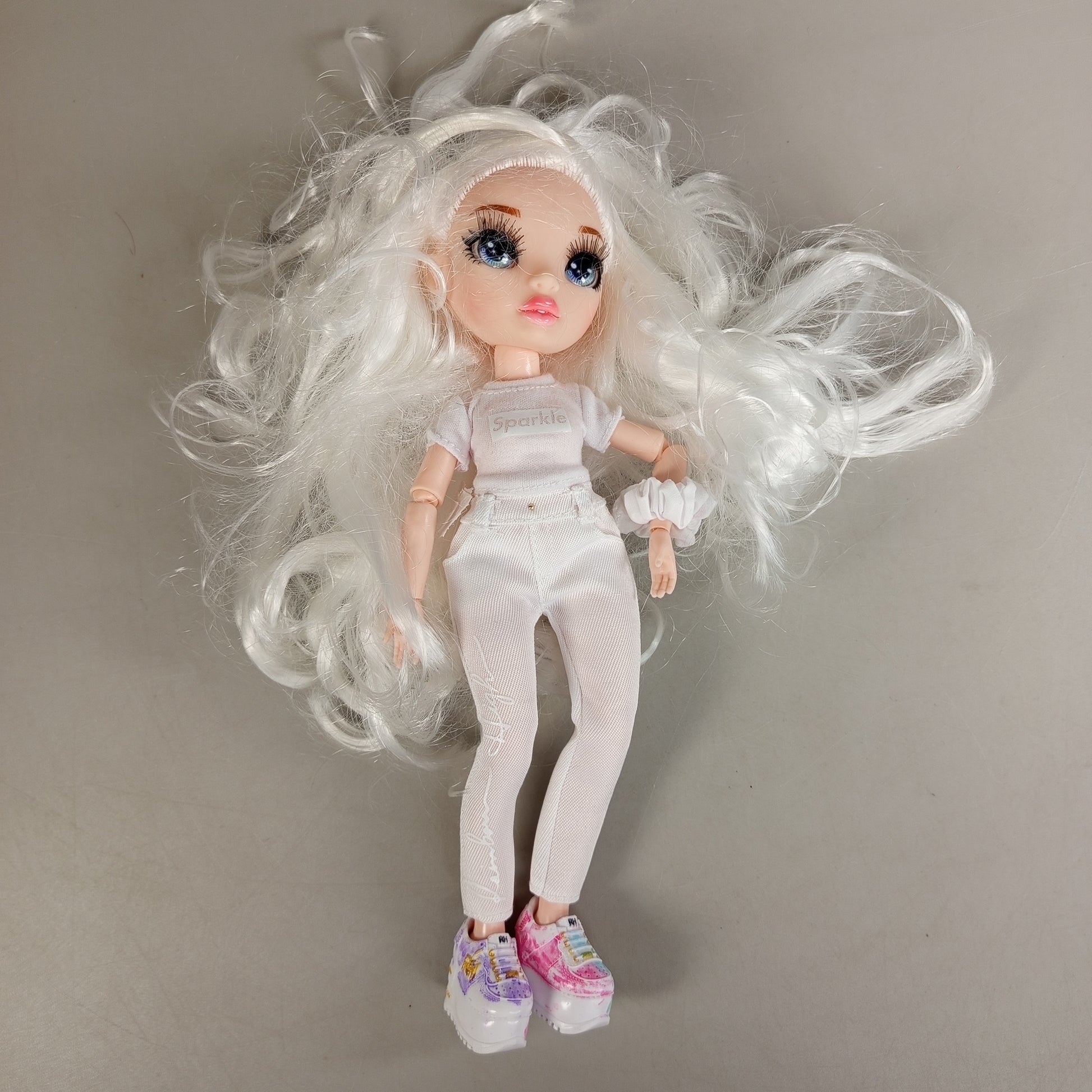 Rainbow High Modepuppen Kia Hart & Marina – Set von 2 Puppen